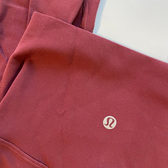 Lululemon Leggings - Size 0 - Picture 2 of 3